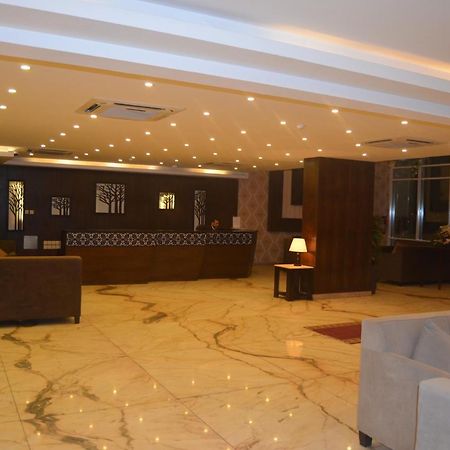 تولاي بارك Aparthotel Al Khobar Exteriör bild